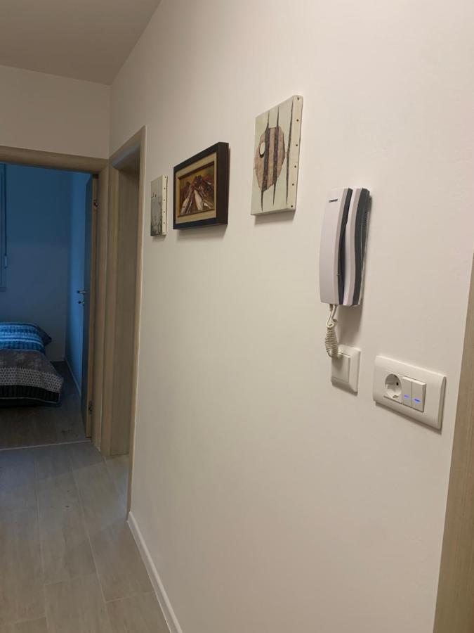 Novoureden Stan U Vitezu Apartment Exterior foto